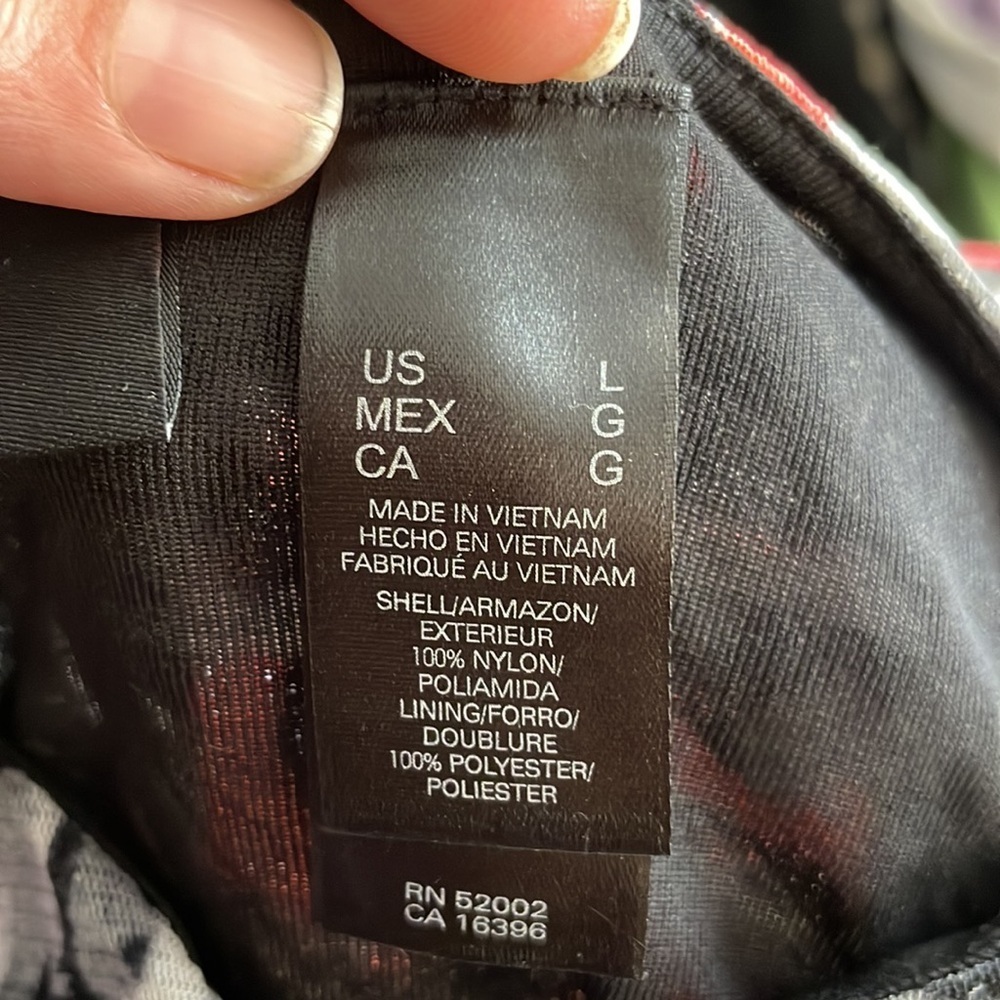 Axcess black red gray short sleeve lined top - Picture 5 of 5